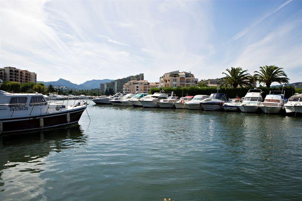 Vacanceole - Residence Carre Marine Mandelieu Exterior foto